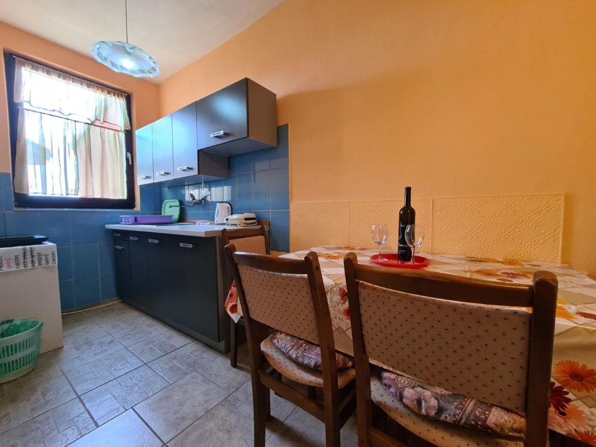 Apartments Zlatko 1397 Stinjan Ngoại thất bức ảnh